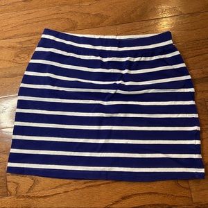 Striped mini skirt 💙